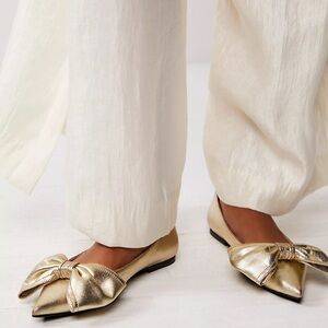 Jeffrey Campbell x Free People Gold Bow Flats